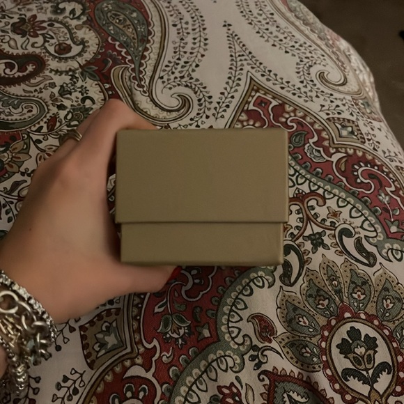 Burberry Small Box - Picture 5 of 9
